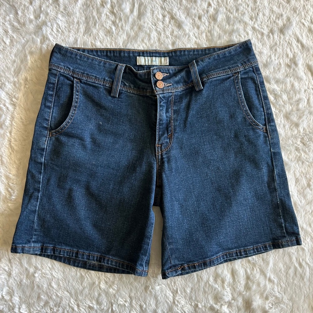 Levis 545 Womens Dark Wash Denim Shorts Size 10 Double Button Mid Rise Bermuda